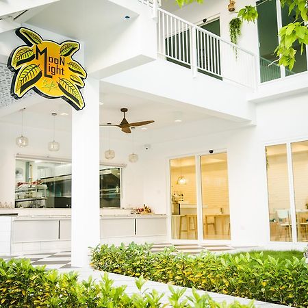Triple Z Hotel Hua Hin Exterior photo