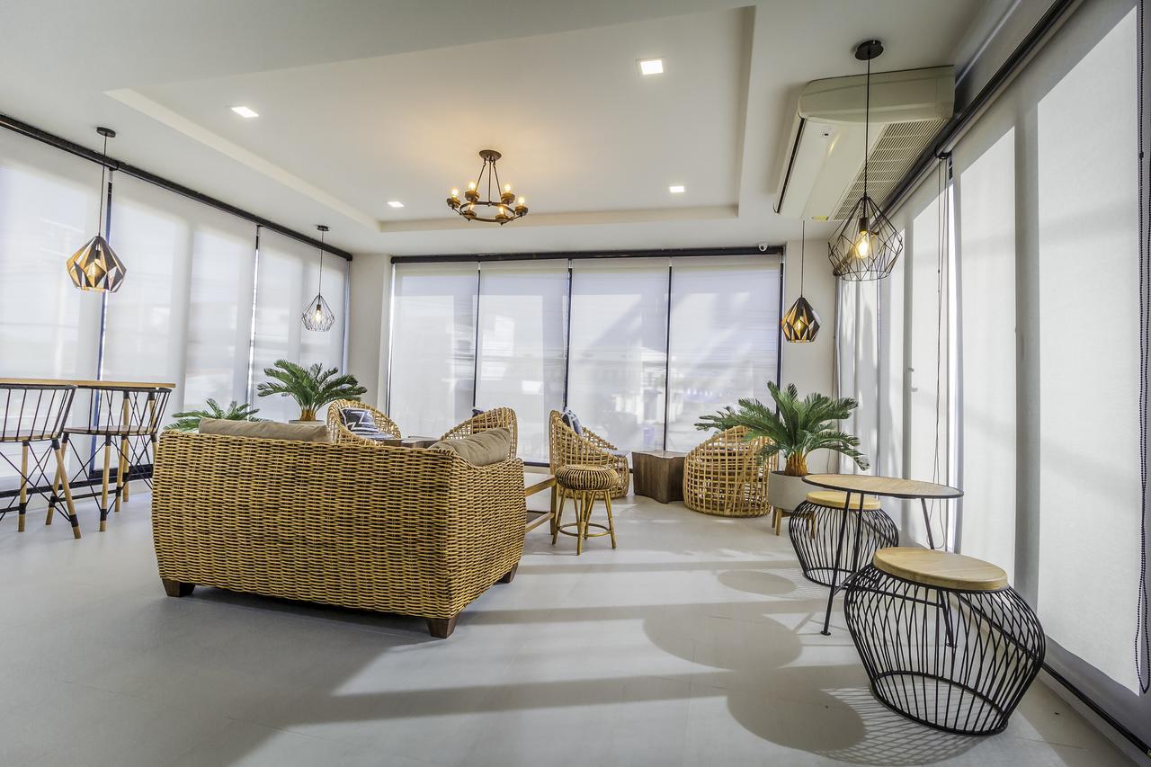 Triple Z Hotel Hua Hin Exterior photo