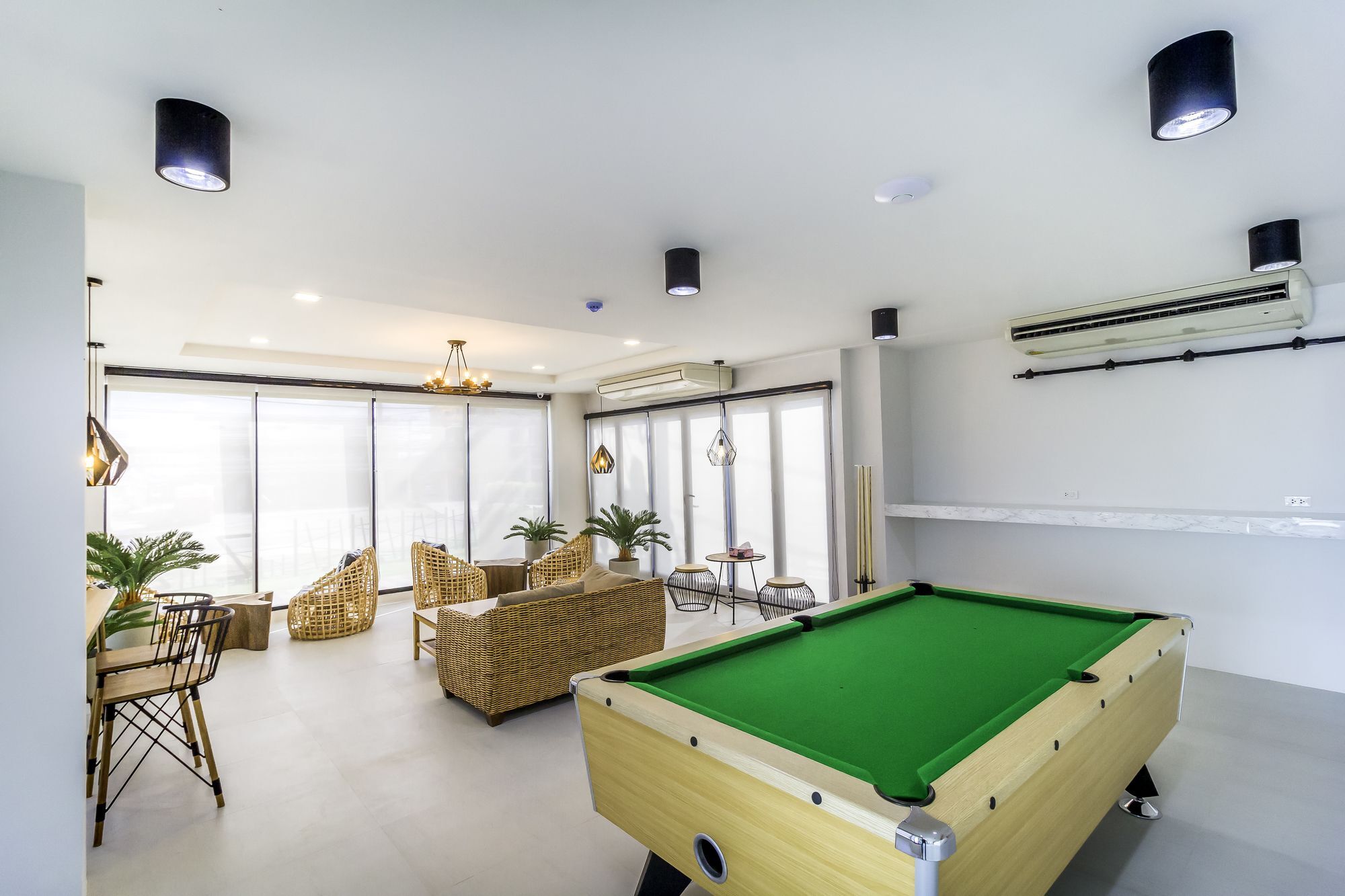 Triple Z Hotel Hua Hin Exterior photo